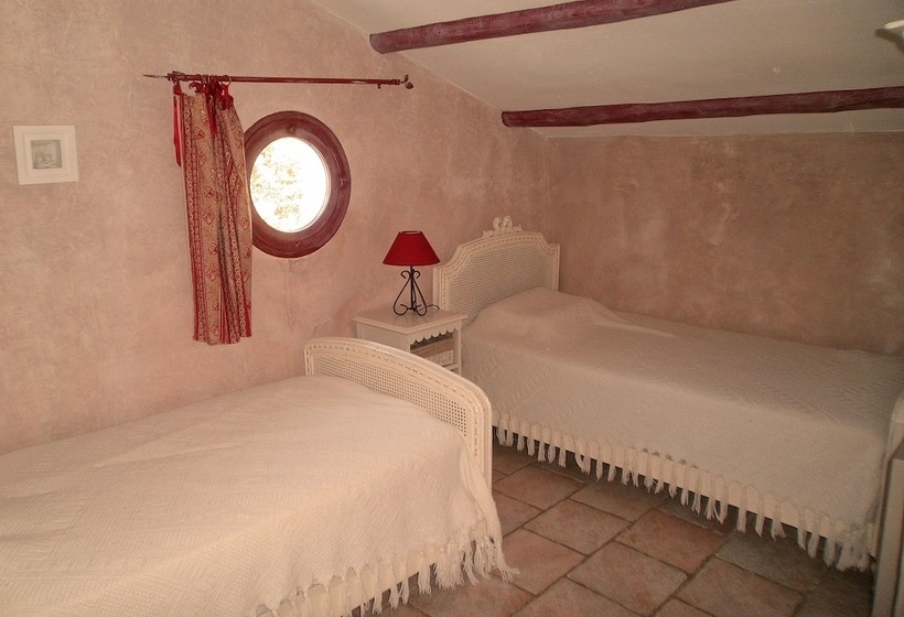 La Garrigue Des Alpilles