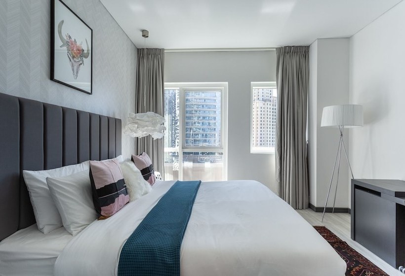 One Perfect Stay  Royal Oceanic Tower