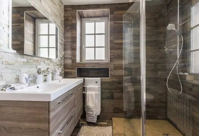 ペンション Dday Aviators Le Manoir