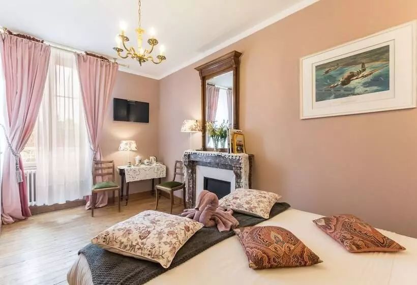 ペンション Dday Aviators Le Manoir