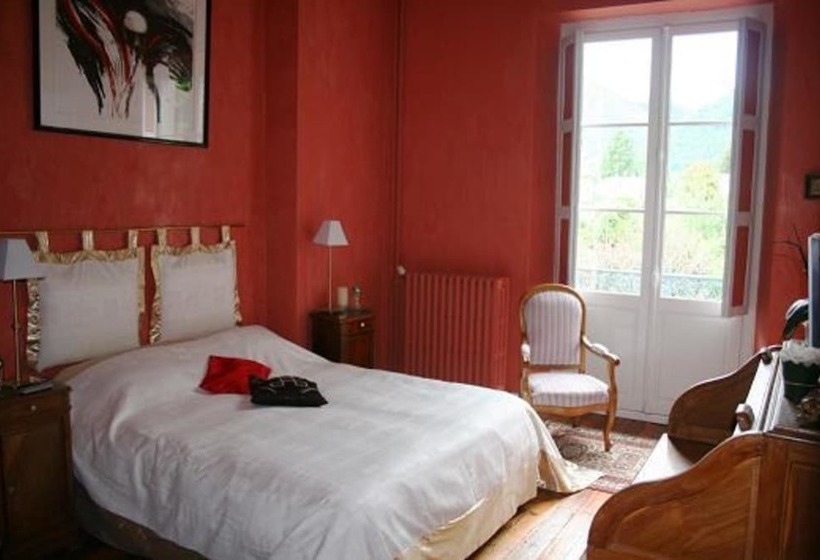 ペンション Pavillon Sévigné