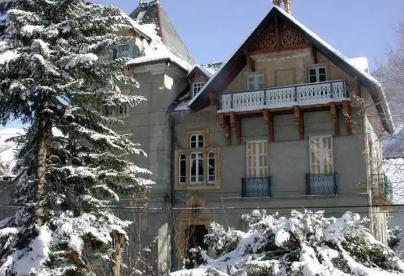 ペンション Pavillon Sévigné