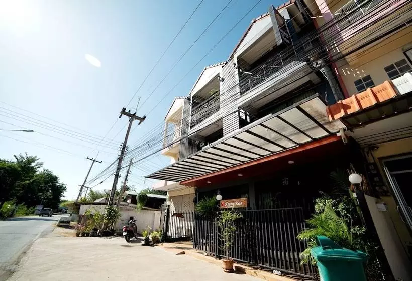 هاستل Krung Kao Traveller Lodge