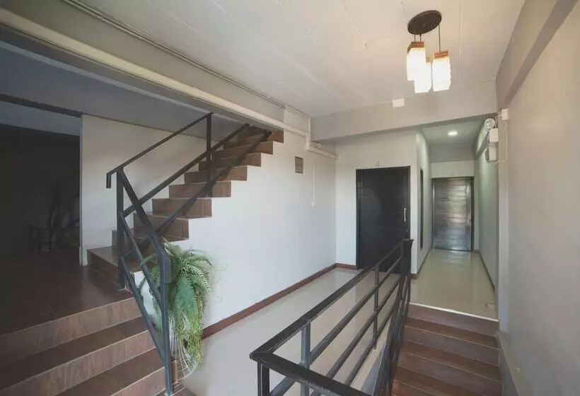 هاستل Krung Kao Traveller Lodge