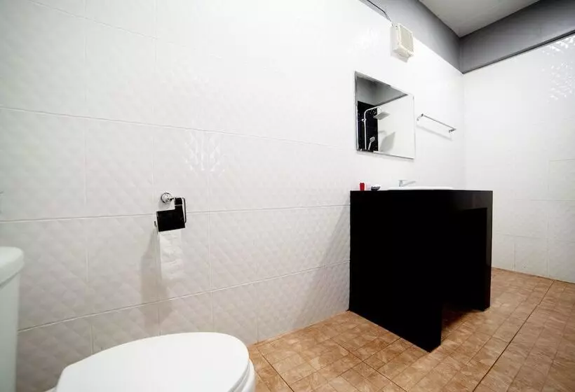 هاستل Krung Kao Traveller Lodge