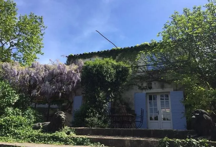 Aamiaismajoitus (B&B) Domaine Louisiane