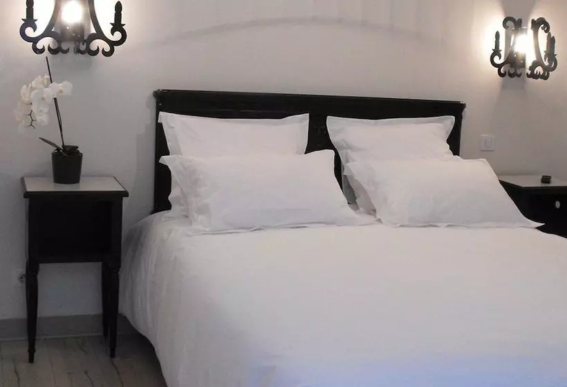 تختخواب و صبحانه Le Patio Saint Marceau