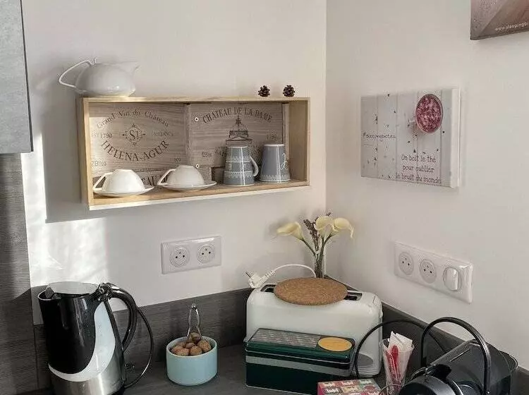 تختخواب و صبحانه Sleeping Bio Tea