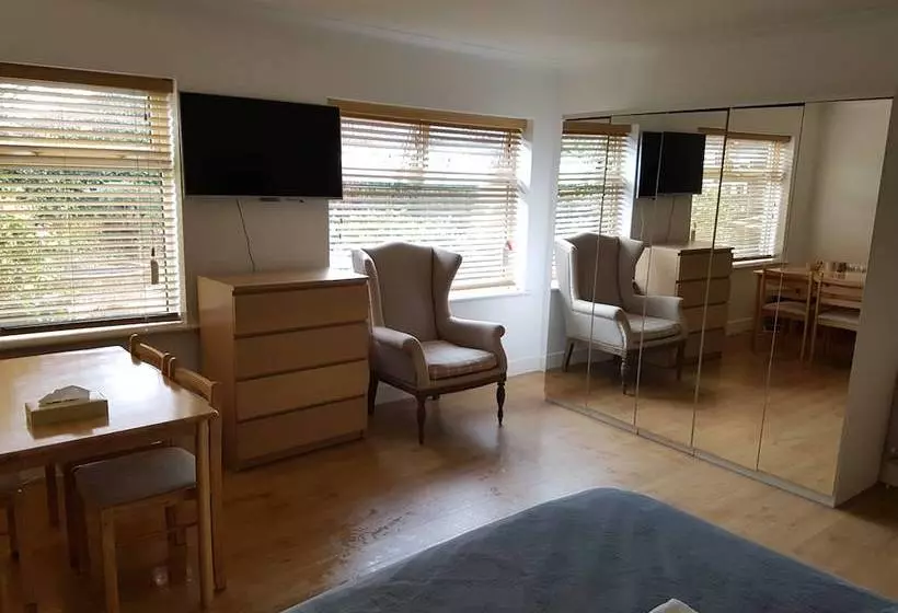 Heathrow Lhr Apartments