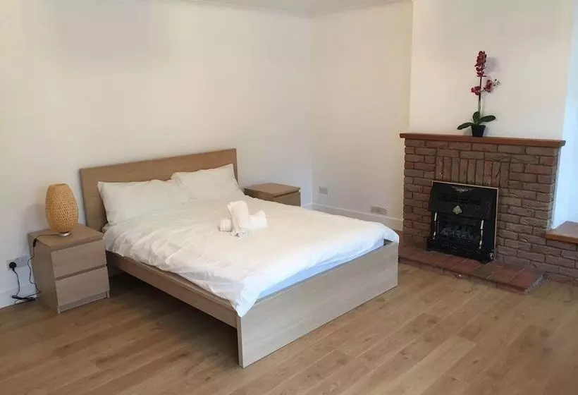 Heathrow Lhr Apartments