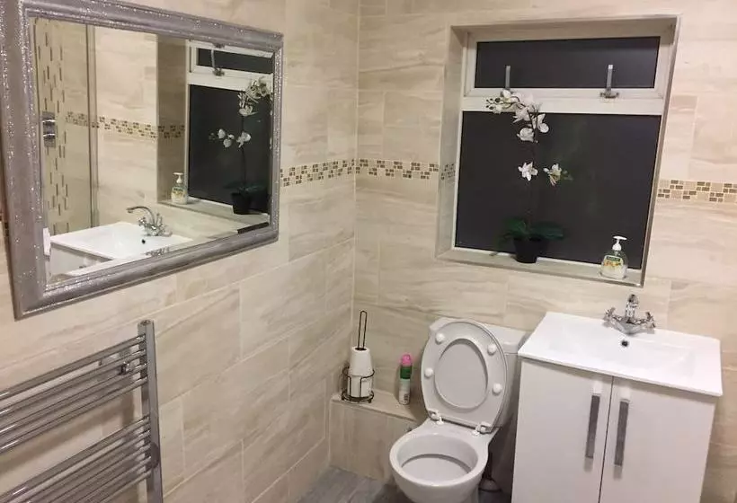 Heathrow Lhr Apartments