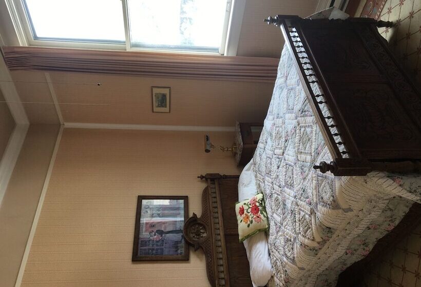 Хостел Historic Jameson