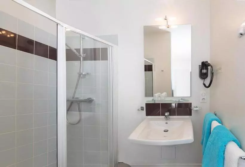 Hotelli Les Bains Boyardville   Hôtel Et Restaurant