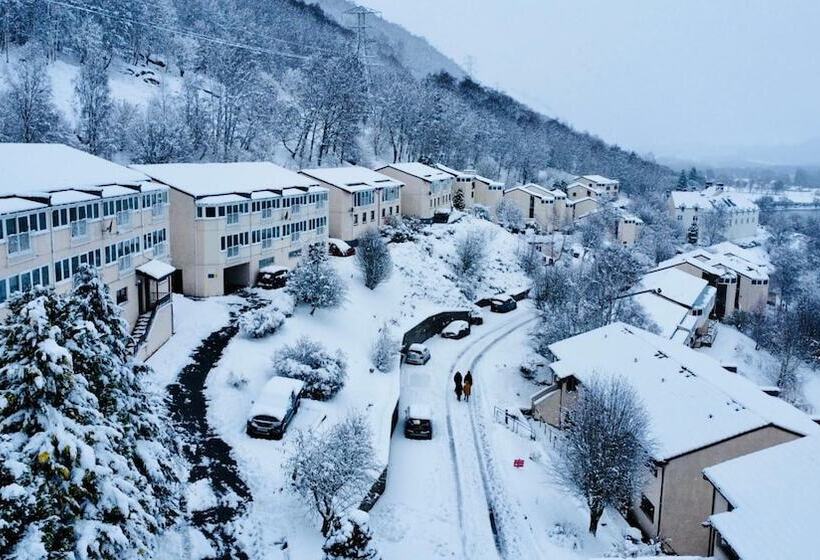 בית מלון כפרי Loch Rannoch Highland Club