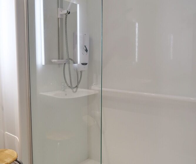 בית מלון כפרי Loch Rannoch Highland Club