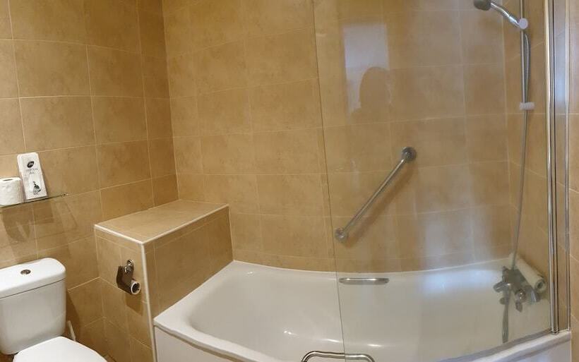 בית מלון כפרי Loch Rannoch Highland Club