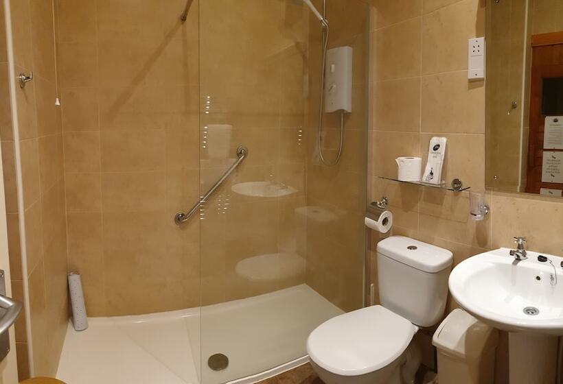 בית מלון כפרי Loch Rannoch Highland Club