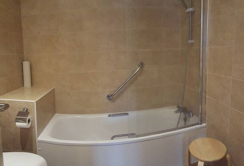 בית מלון כפרי Loch Rannoch Highland Club