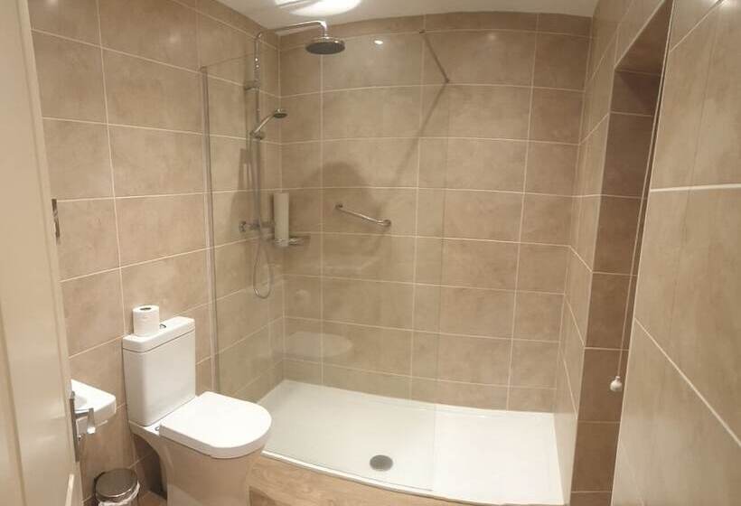 בית מלון כפרי Loch Rannoch Highland Club