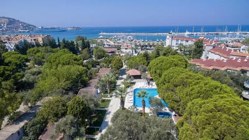 Hotelli Risus Garden Marina