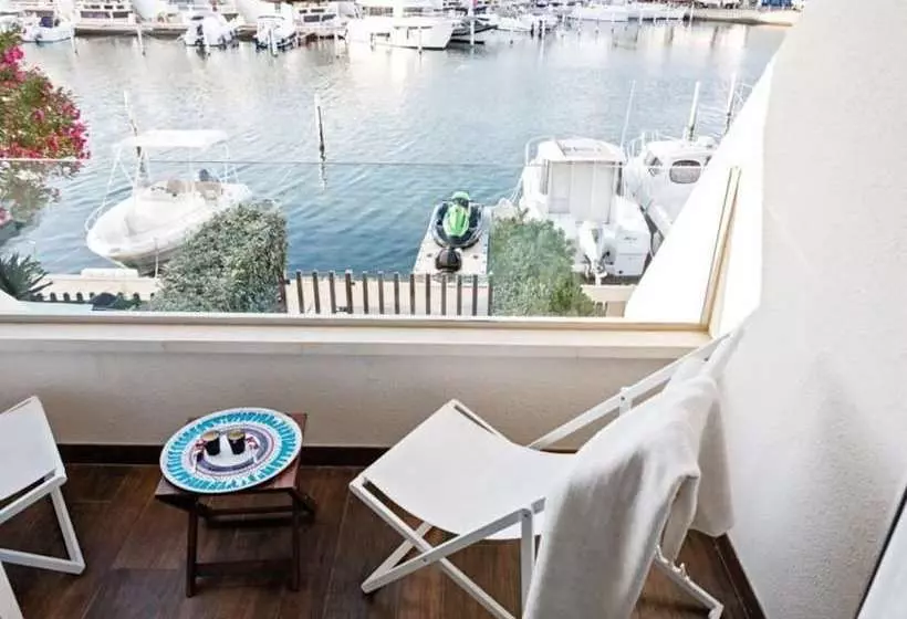 Marina Hôtel Privé Luxe De Port Camargue