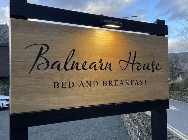 پانسیون Balnearn House