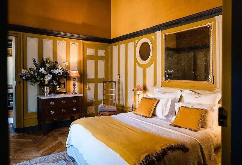 ペンション Château De Saint Trys