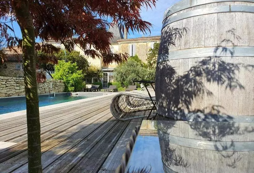 Majatalo Le Clos Réaud