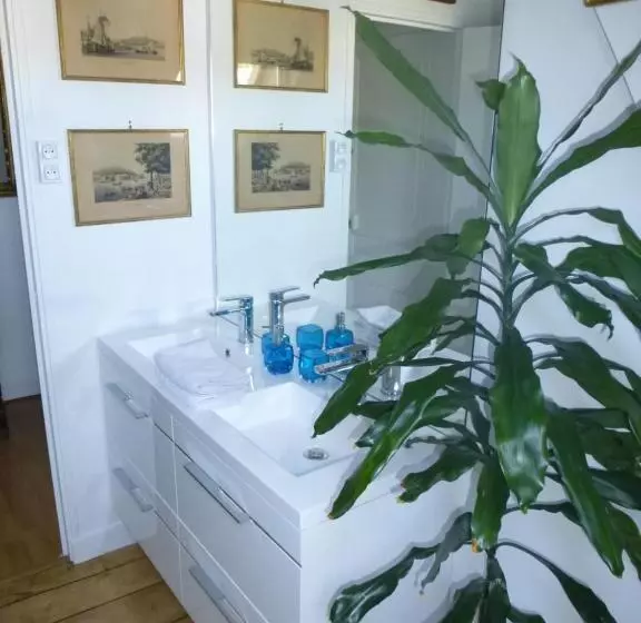 Majatalo La Petite Vigne