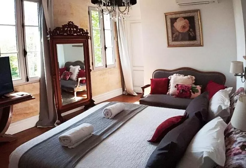 Majatalo Le Clos Réaud