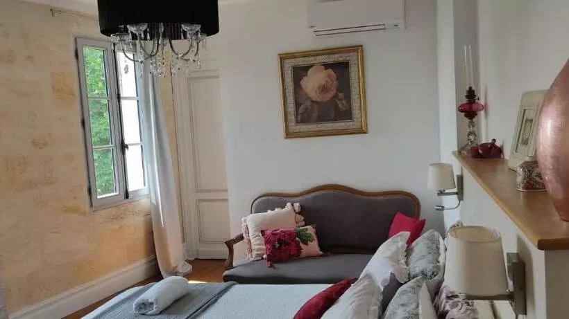 Majatalo Le Clos Réaud