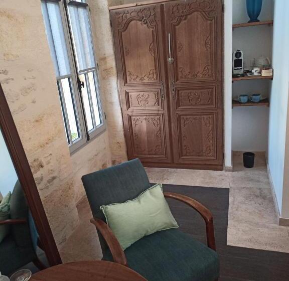 פנסיון Le Clos Réaud