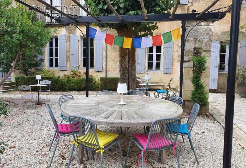 פנסיון Le Clos Réaud