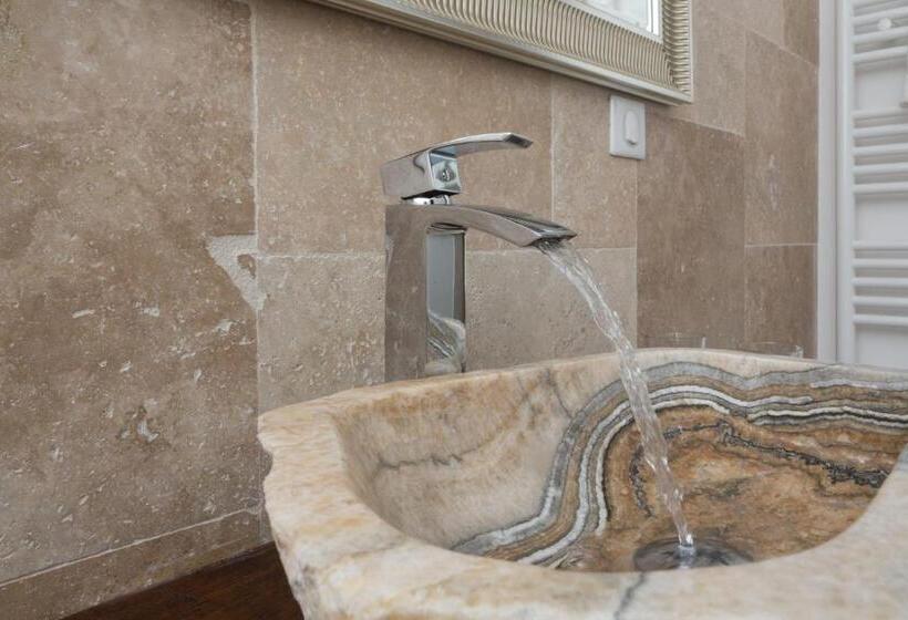 פנסיון Le Clos Réaud