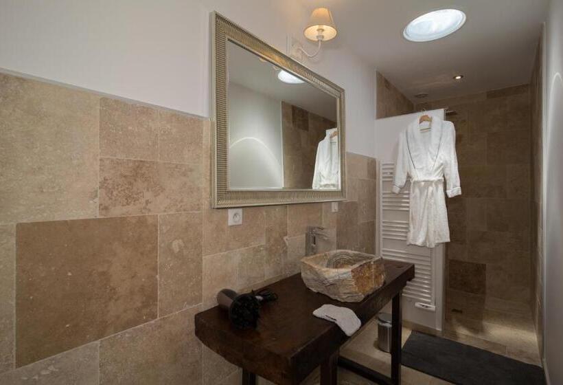 פנסיון Le Clos Réaud