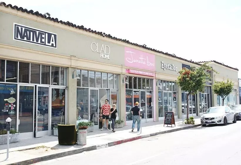 ユースホステル The Steady