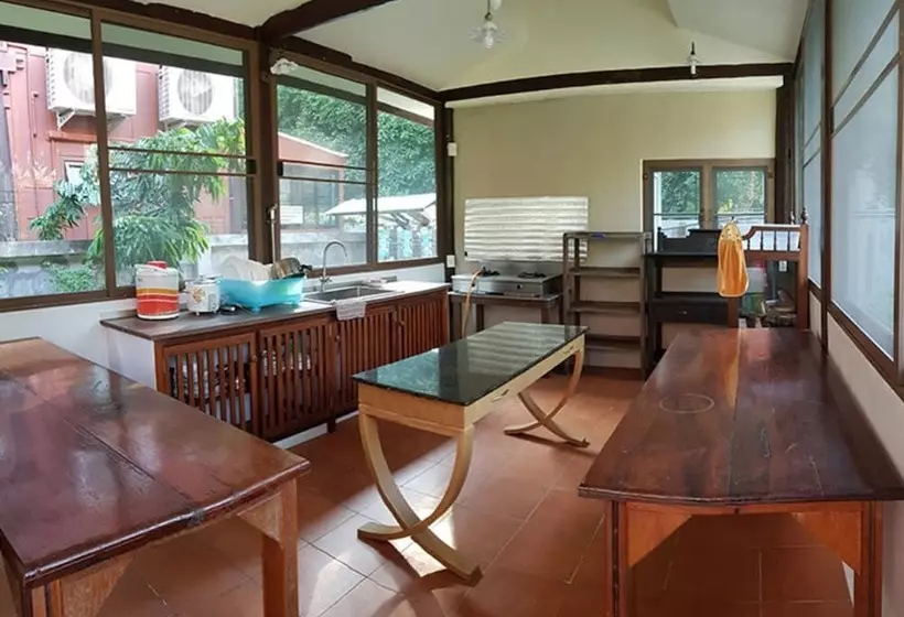 Baan Ruenthai