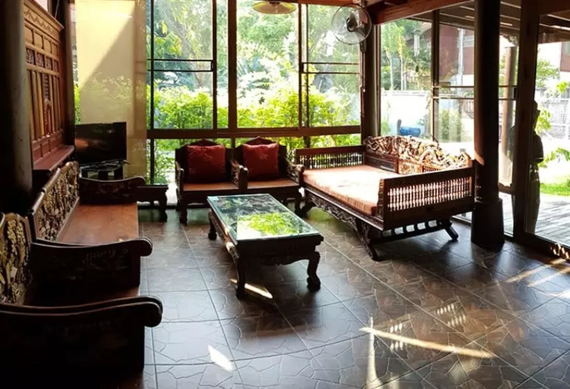 Baan Ruenthai
