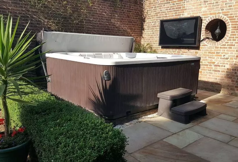 ベッドアンドブレックファースト Hockwold Hall