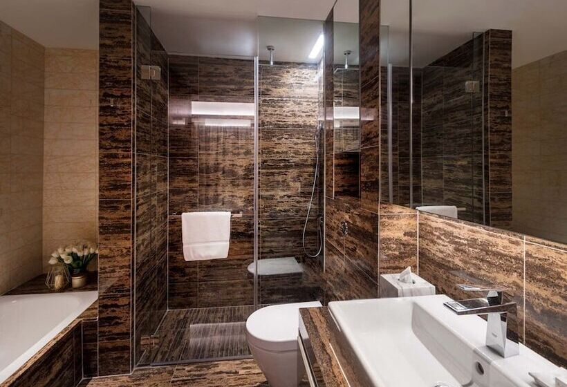 Fraser Residence Orchard, Singapore