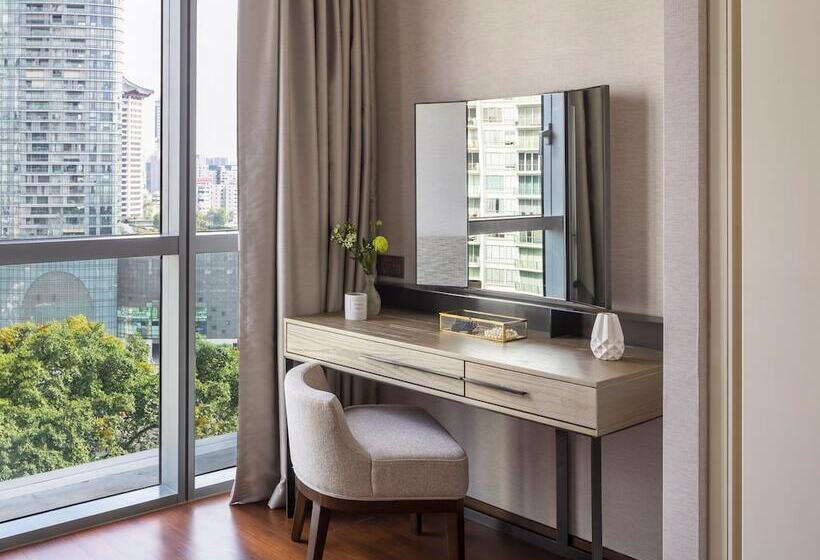 Fraser Residence Orchard, Singapore