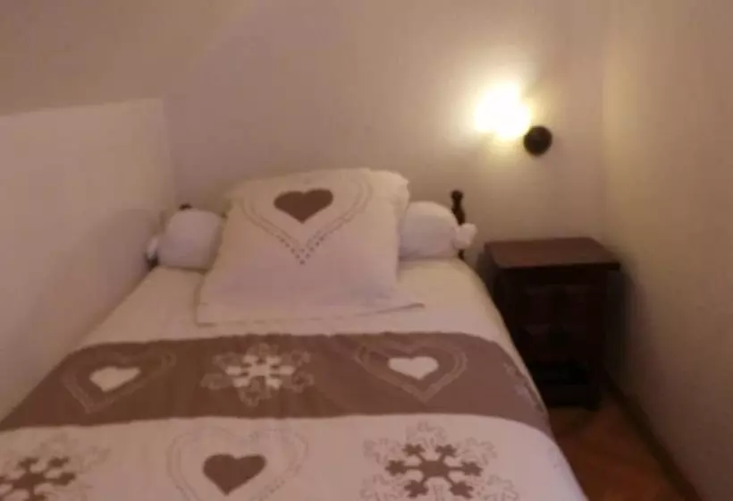 簡易ホテル Auberge De La Canardière