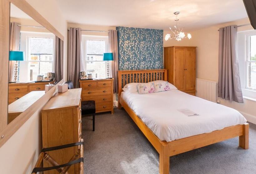 Хостел Rose And Crown Bath