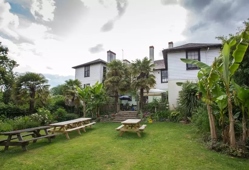 Hostelli The Ostrich