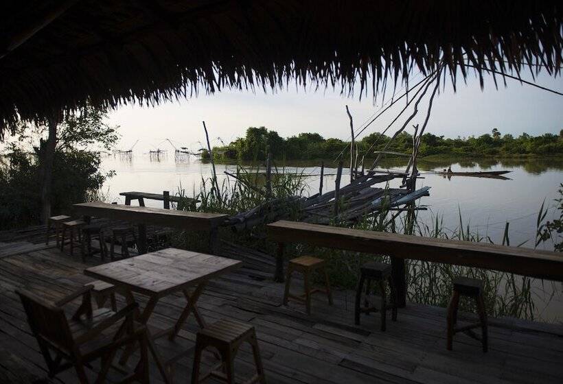 酒店 Baantonlamphu Pakpra