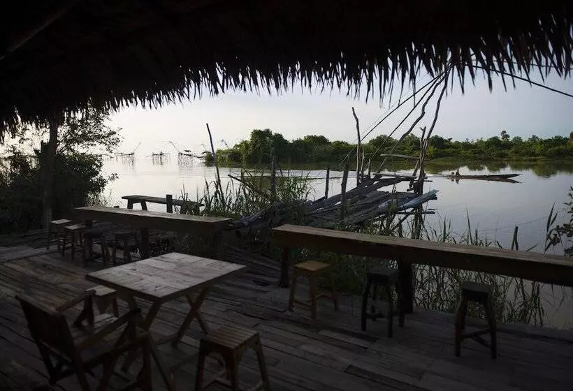 Hotelli Baantonlamphu Pakpra