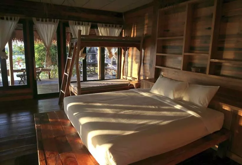 Hotelli Baantonlamphu Pakpra