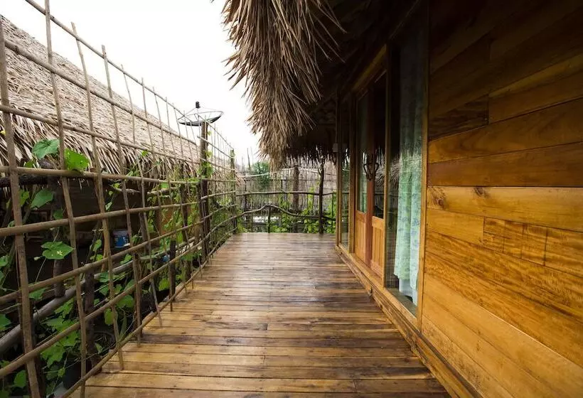 Hotelli Baantonlamphu Pakpra