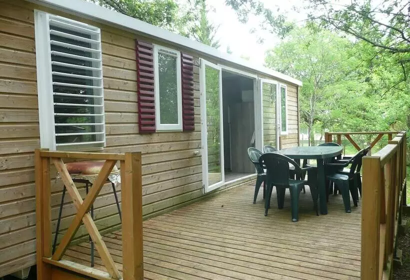 ホテル Camping Les Charmes