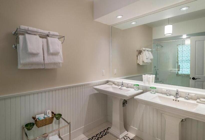 فندق Dunton Town House